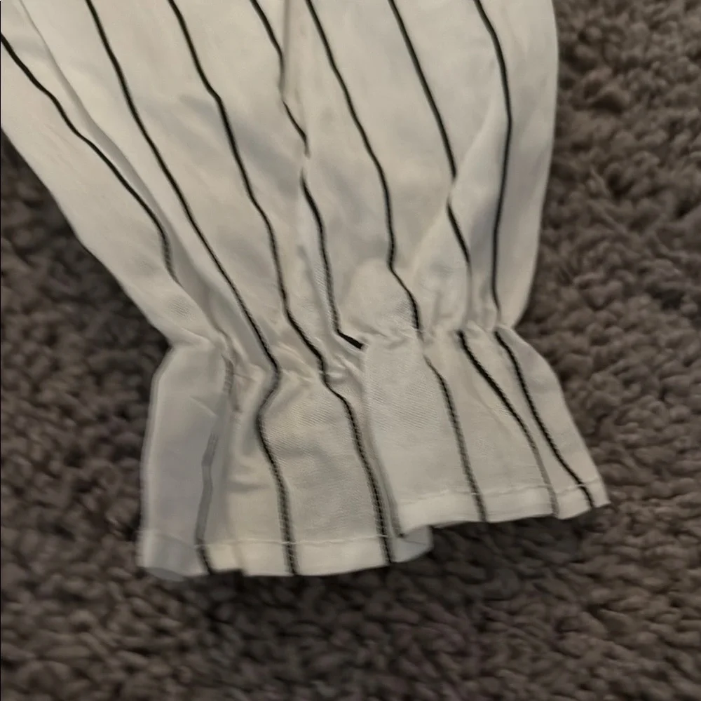 Striped Ruffle Blouse - Picture 3 of 5